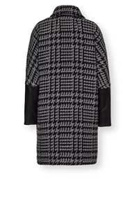 Co-Exist coat hand knit ruit 212.19.30