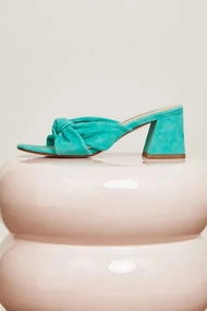 Fabienne Chapot ted mules knot blokhak suede