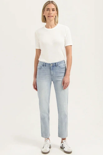 Florez bond straight jeans