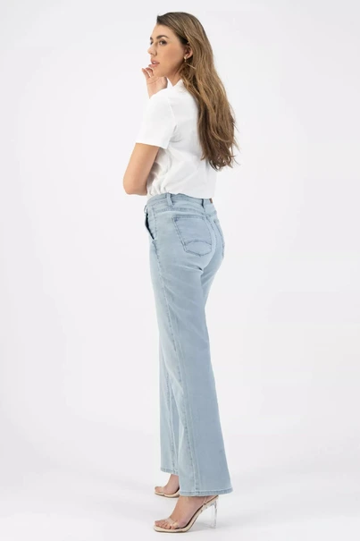 Florez rowie loose fit jeans bootcut