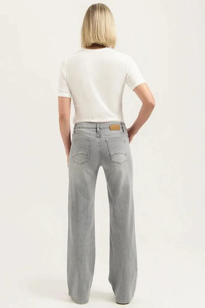 Florez sophie straight jeans