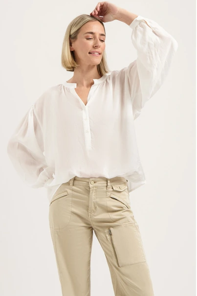 Florez storm blouse kraagloos
