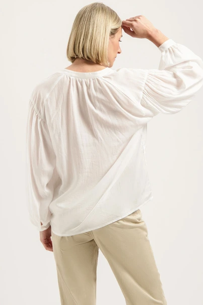 Florez storm blouse kraagloos