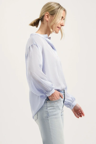 Florez storm blouse kraagloos