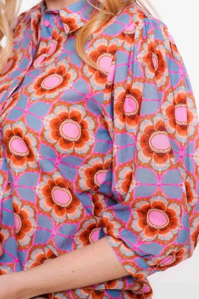 Geisha 53209-20 retro print blouse
