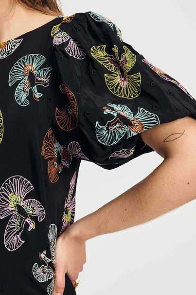 POM Amsterdam sp9136 top embroidery