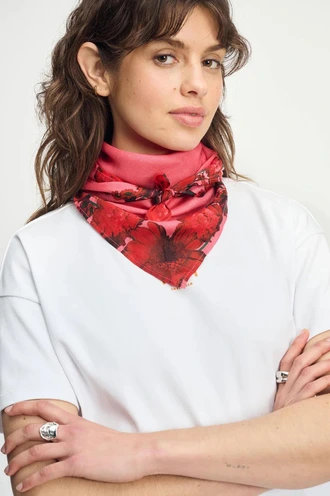 POM Amsterdam sp9192 sjaal bouquet print