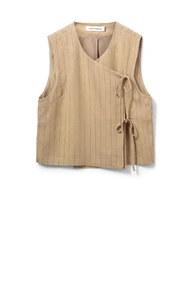 Sofie Schnoor s251306 cailinsw streep gilet