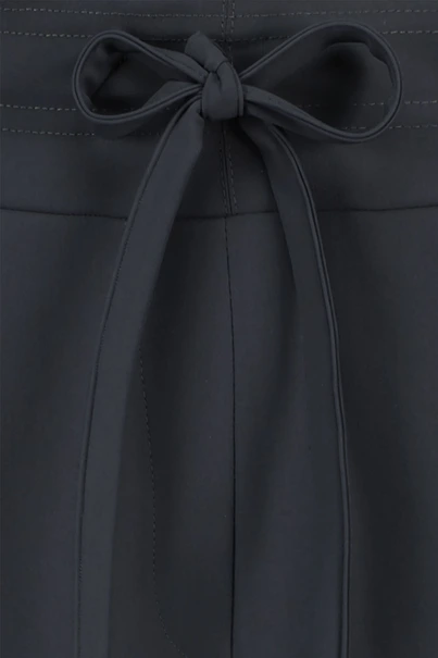Studio Anneloes startup trousers heavy travel