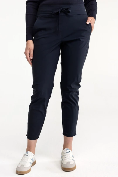 Studio Anneloes startup trousers heavy travel