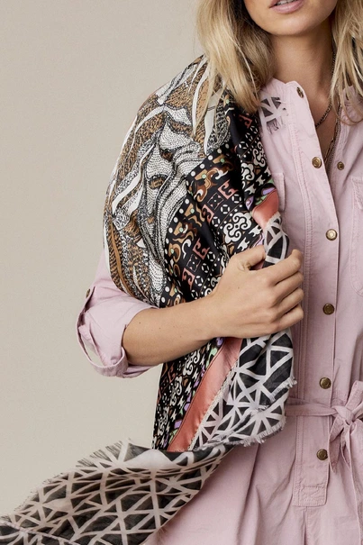 Summum 8s837-8448 triangle print