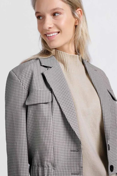 Yaya 01-501063-501 ruit blazer kort
