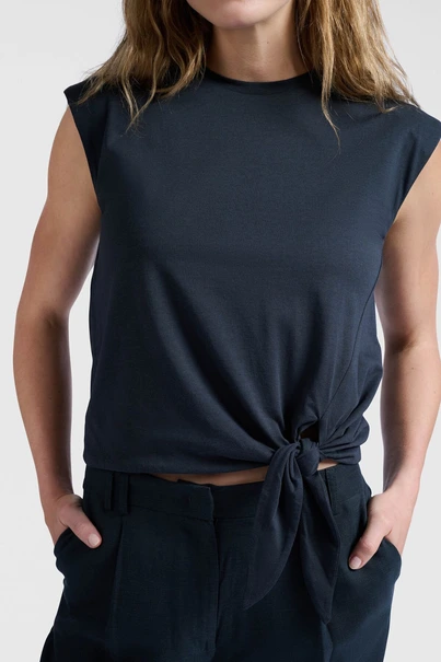 Yaya 01-709278-505 top knoop detail